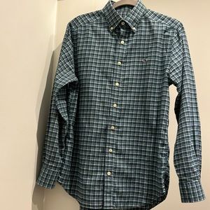 Men's Small Vineyard Vines long sleeve 100% cotton with light flannel feel